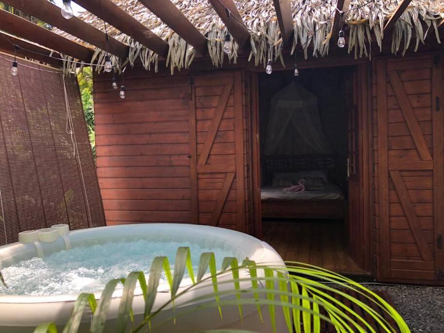 Eden Chalet, Spa Privatif Les Abymes Eksteriør bilde